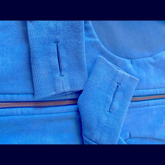 Lululemon Scuba Hoodie - Picture 4 of 4